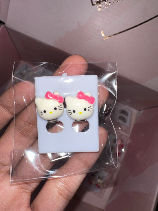 Kitty clip on earrings